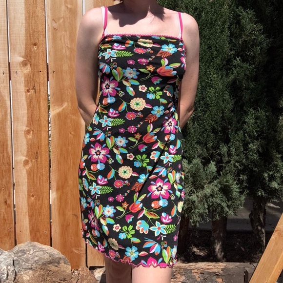 Guess Black Floral Dress with Pink Trim - Picture 1 of 7